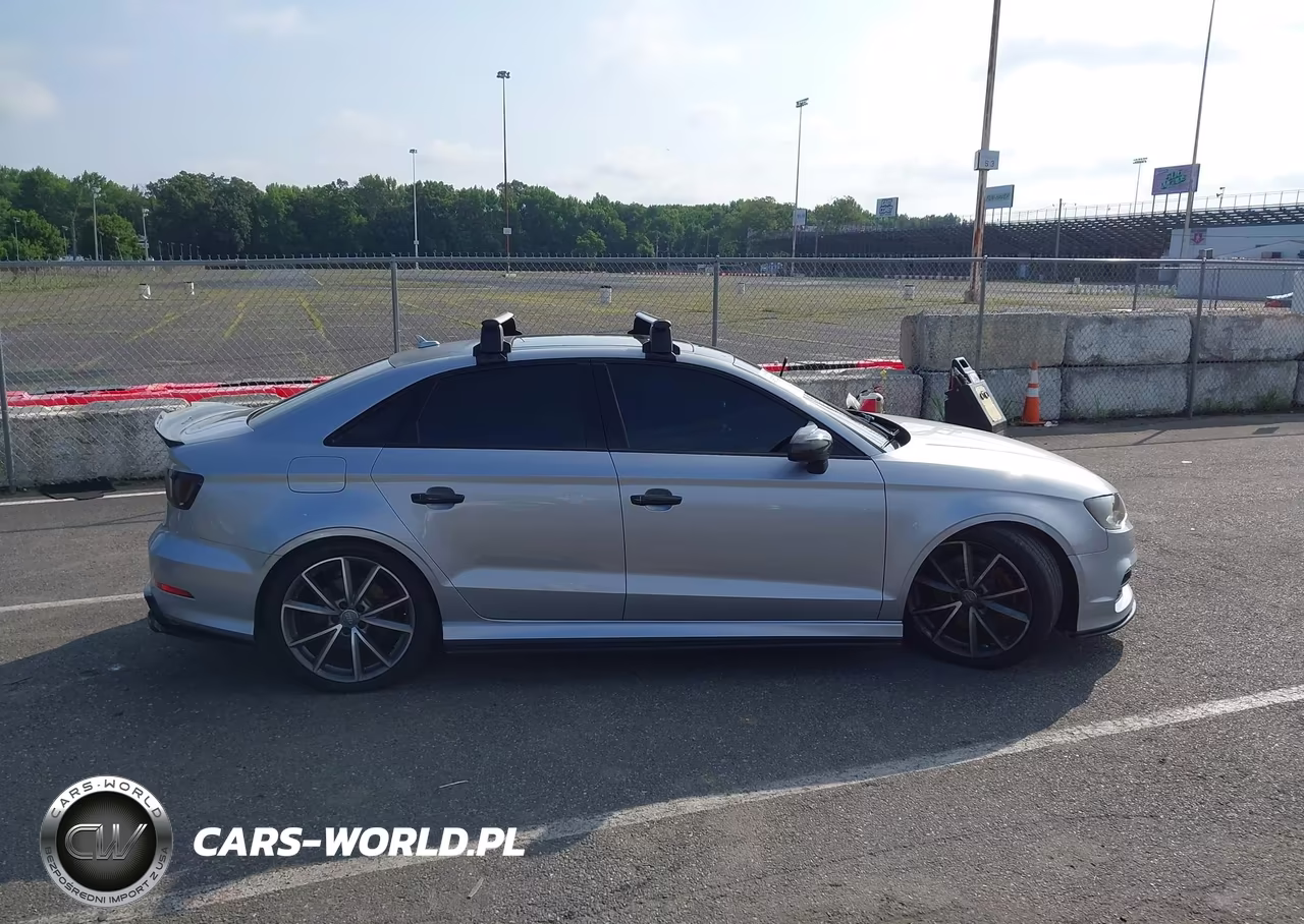 2016 Audi S3 Premium Plus VIN:WAUB1GFFXG1007422 - 13