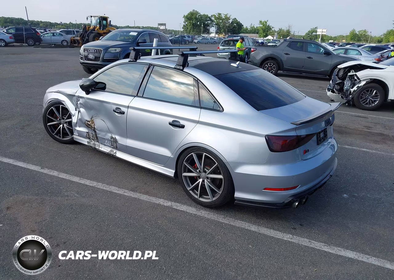 2016 Audi S3 Premium Plus VIN:WAUB1GFFXG1007422 - 3