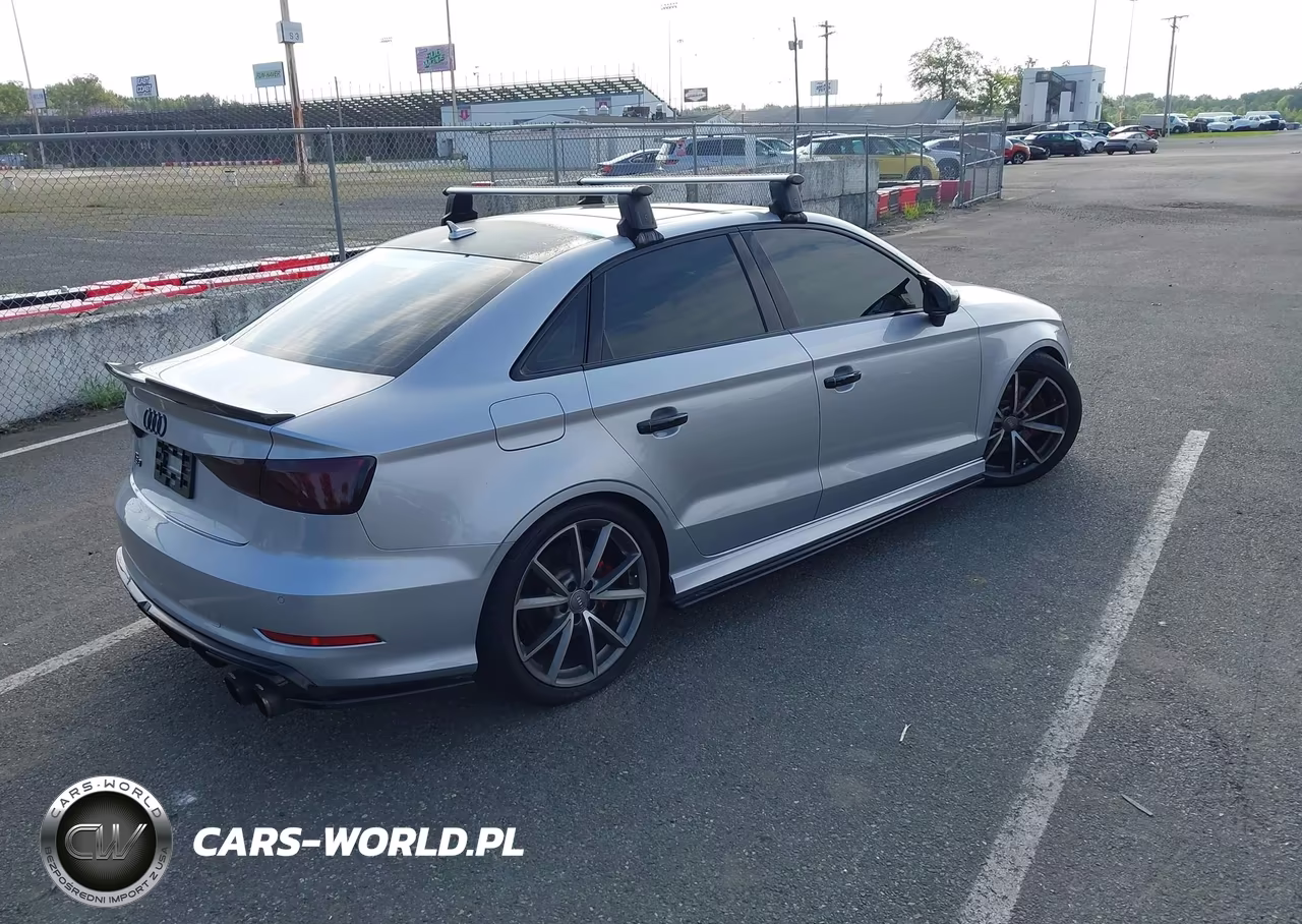 2016 Audi S3 Premium Plus VIN:WAUB1GFFXG1007422 - 4