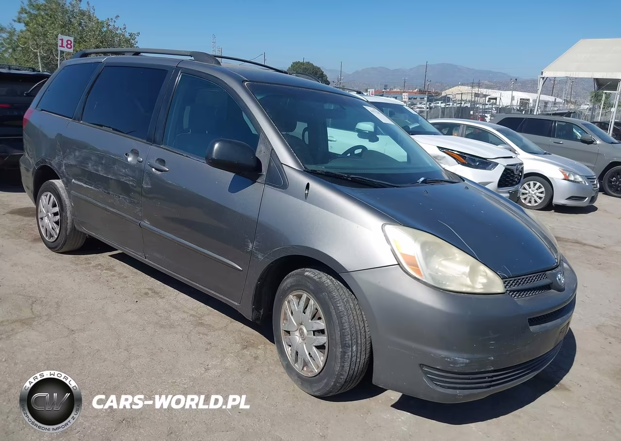 2005 Toyota Sienna Le