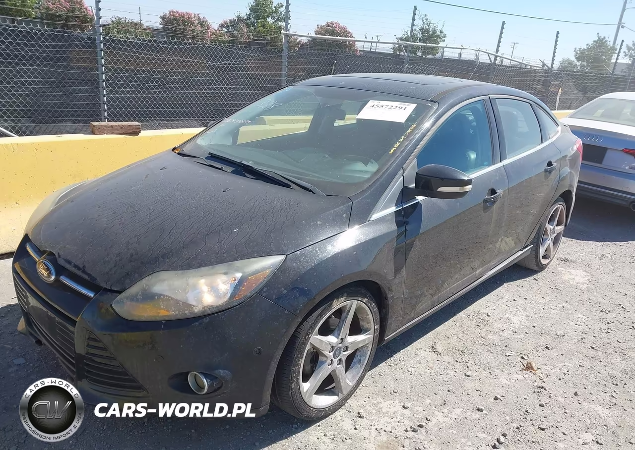 2013 Ford Focus Titanium VIN:1FADP3J2XDL117044 - 6
