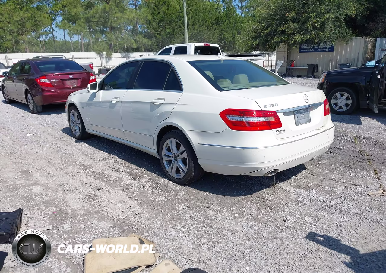 2011 Mercedes-Benz E 350 Bluetec VIN:WDDHF2EB1BA498641 - 3