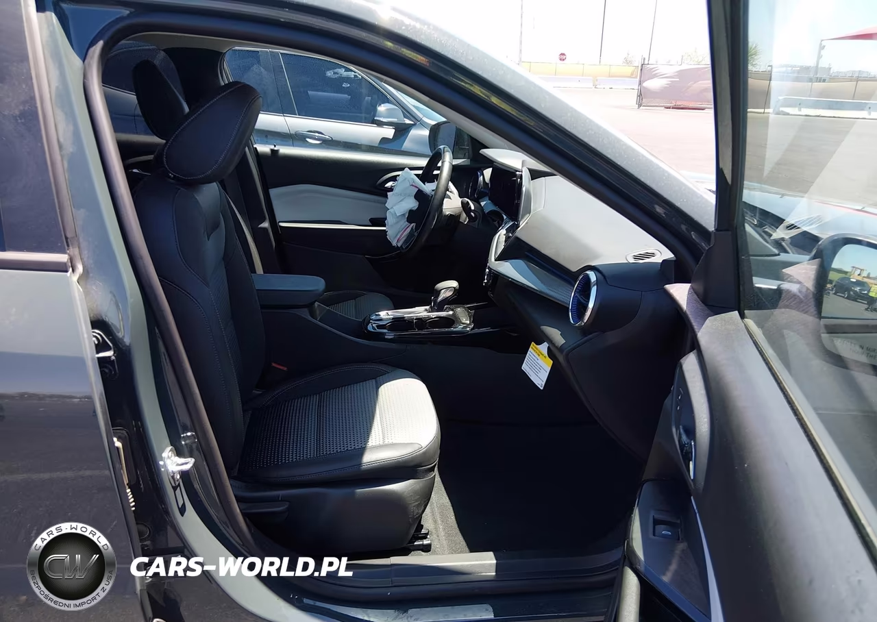 2025 Chevrolet Trax Fwd Lt VIN:KL77LHEP8SC227025 - 5