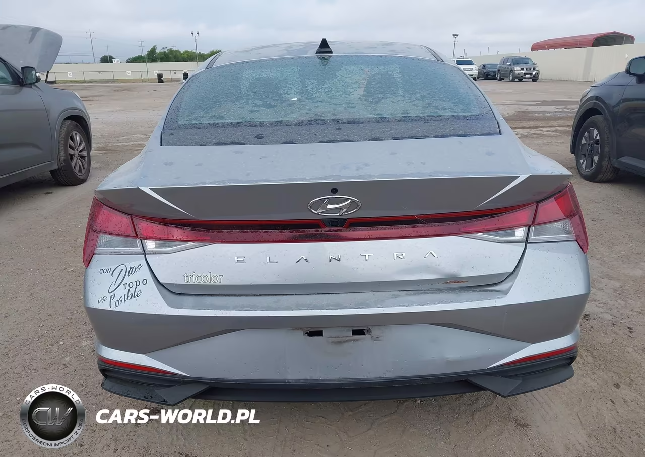 2021 Hyundai Elantra Sel VIN:5NPLM4AG8MH013656 - 17
