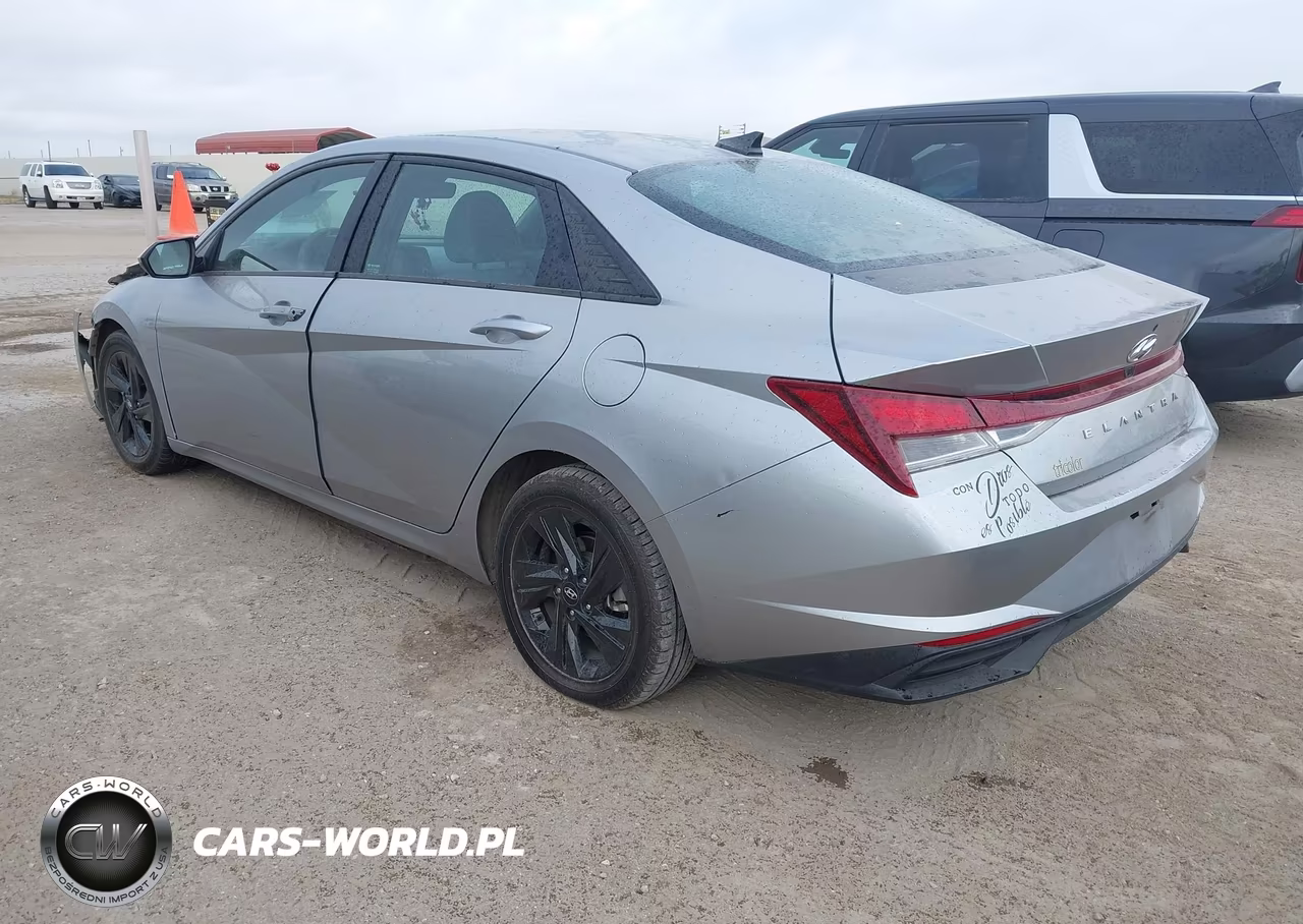 2021 Hyundai Elantra Sel VIN:5NPLM4AG8MH013656 - 3