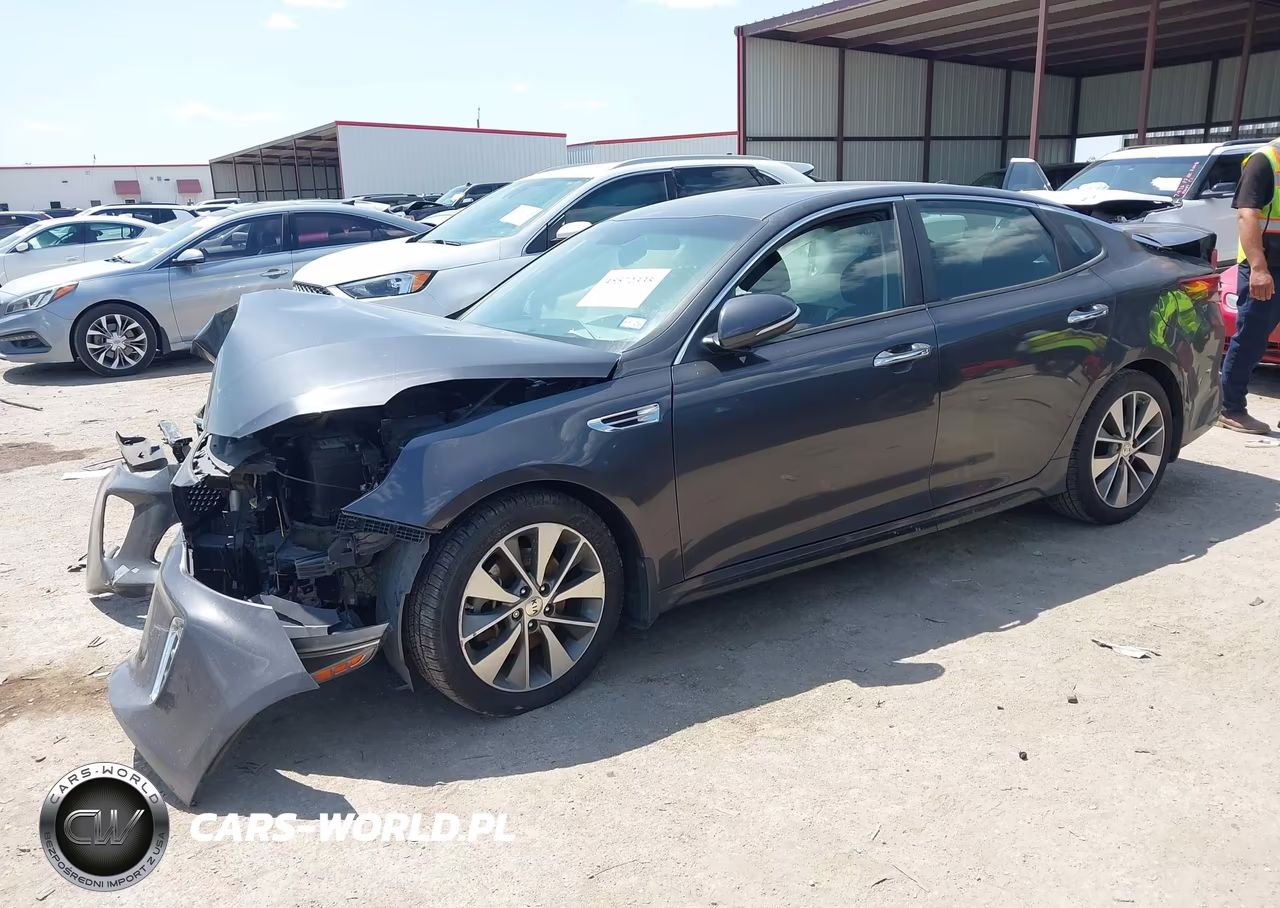 2018 Kia Optima S VIN:5XXGT4L36JG257280 - 2