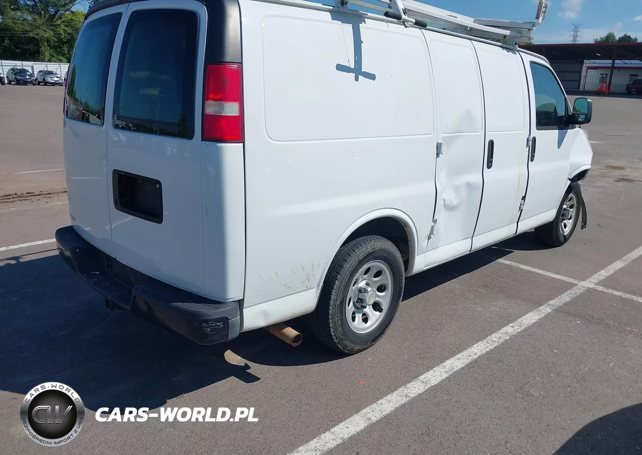 2012 Chevrolet Express 1500 Work Van VIN:1GCSGAFX4C1133180 - 4