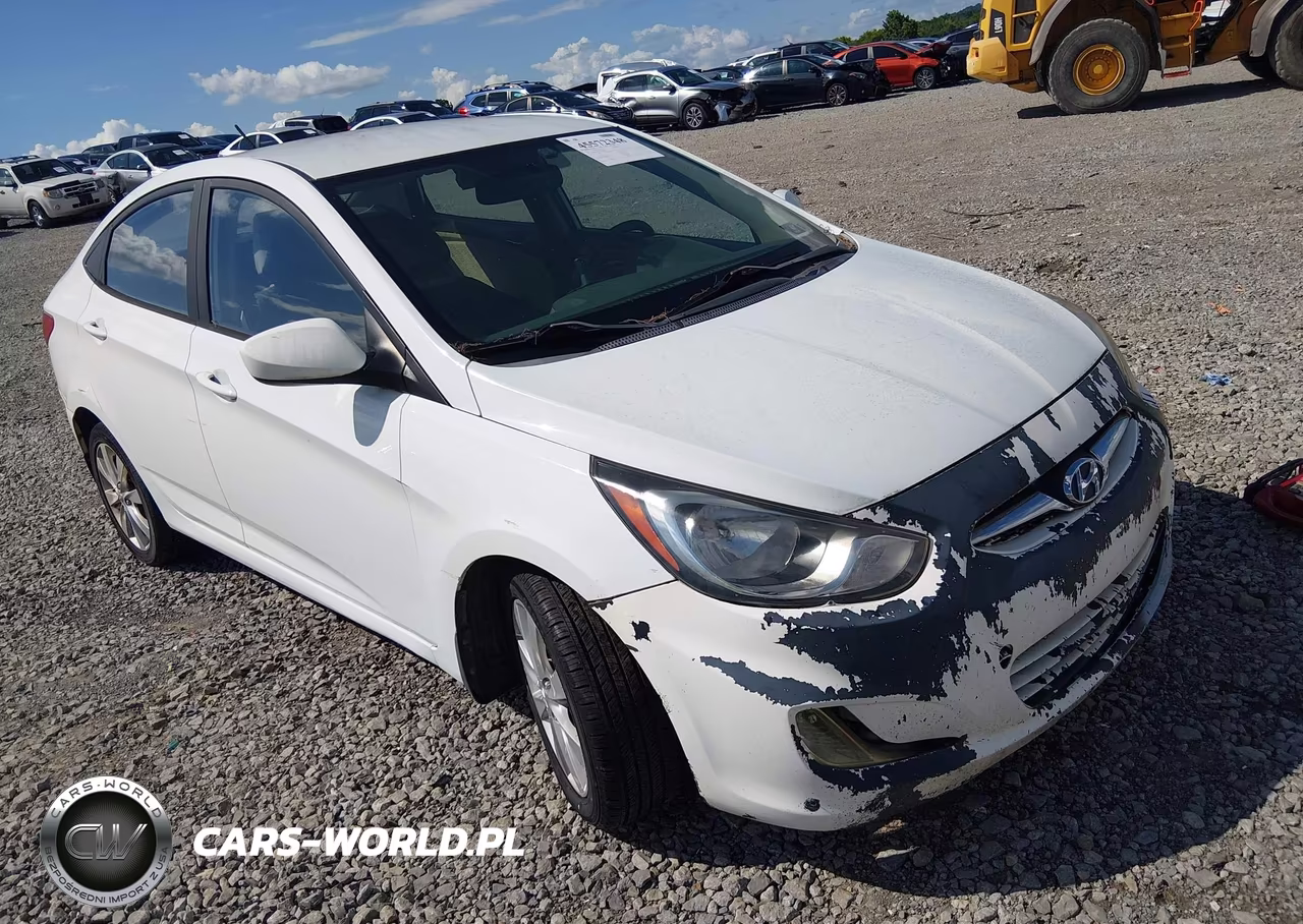 2012 Hyundai Accent Gls – zdjęcie 1 z 11