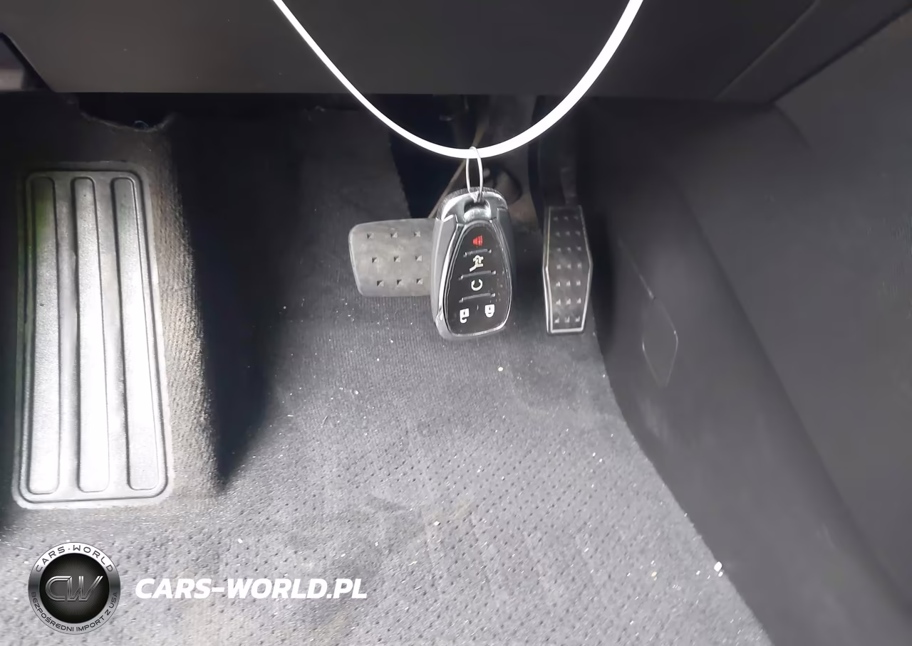 2021 Chevrolet Traverse Fwd Rs VIN:1GNERJKW9MJ180945 - 11