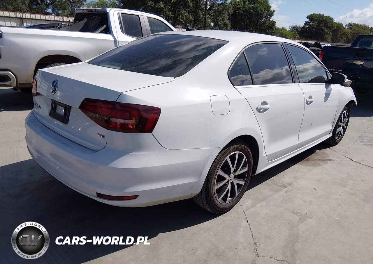 2018 Volkswagen Jetta 1.4T Se-1.4T Wolfsburg Edition VIN:3VWDB7AJ3JM245379 - 4