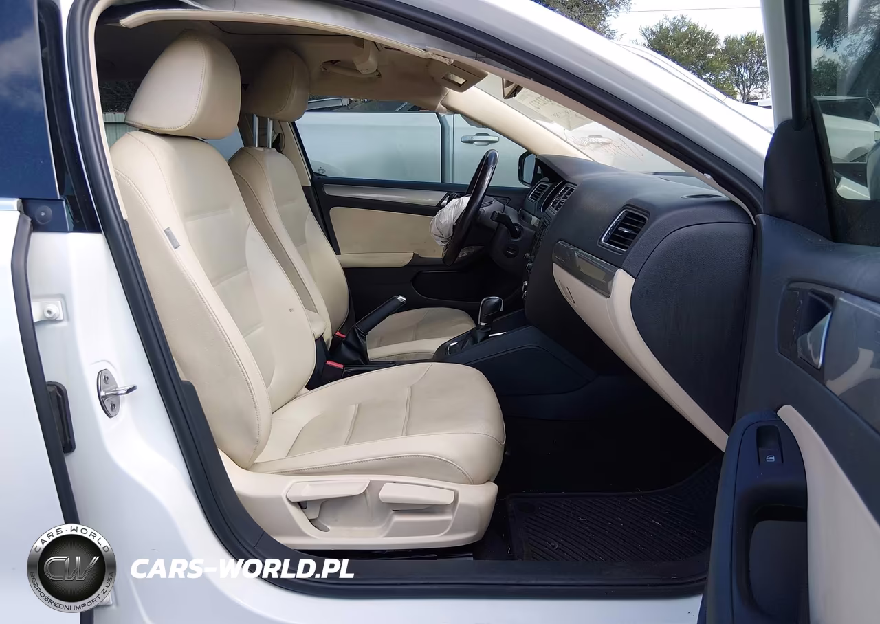 2018 Volkswagen Jetta 1.4T Se-1.4T Wolfsburg Edition VIN:3VWDB7AJ3JM245379 - 5
