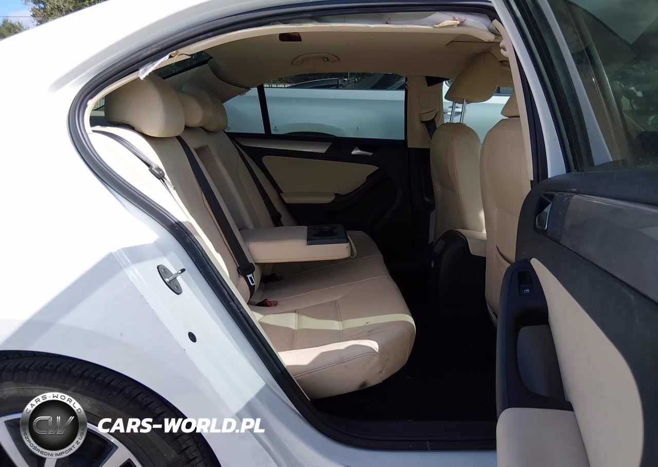 2018 Volkswagen Jetta 1.4T Se-1.4T Wolfsburg Edition VIN:3VWDB7AJ3JM245379 - 8