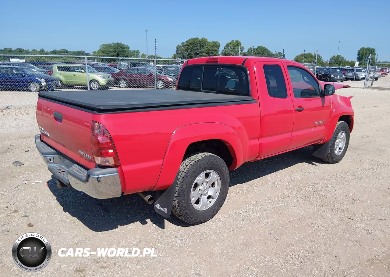 2005 Toyota Tacoma Base V6 VIN:5TEUU42N25Z089843 - 4