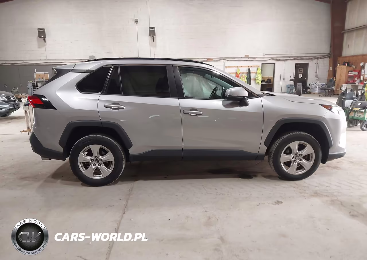 2019 Toyota Rav4 Xle VIN:2T3P1RFV8KC037932 - 13