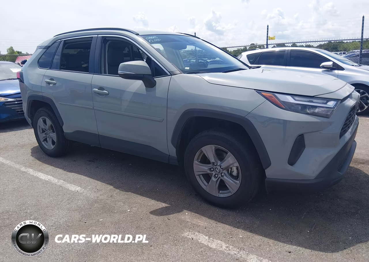 2022 Toyota Rav4 Xle – zdjęcie 1 z 11