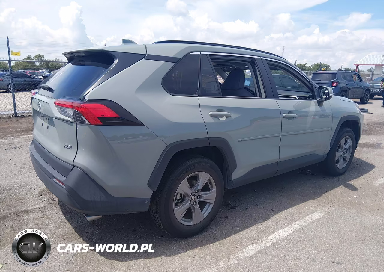 2022 Toyota Rav4 Xle VIN:2T3W1RFV0NW187368 - 4