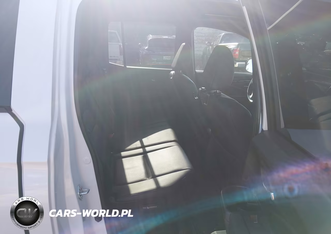 2023 Honda Ridgeline Black Edition VIN:5FPYK3F84PB008326 - 8