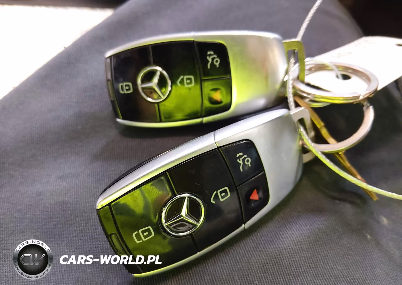 2017 Mercedes-Benz E 300 VIN:WDDZF4JB5HA212787 - 11