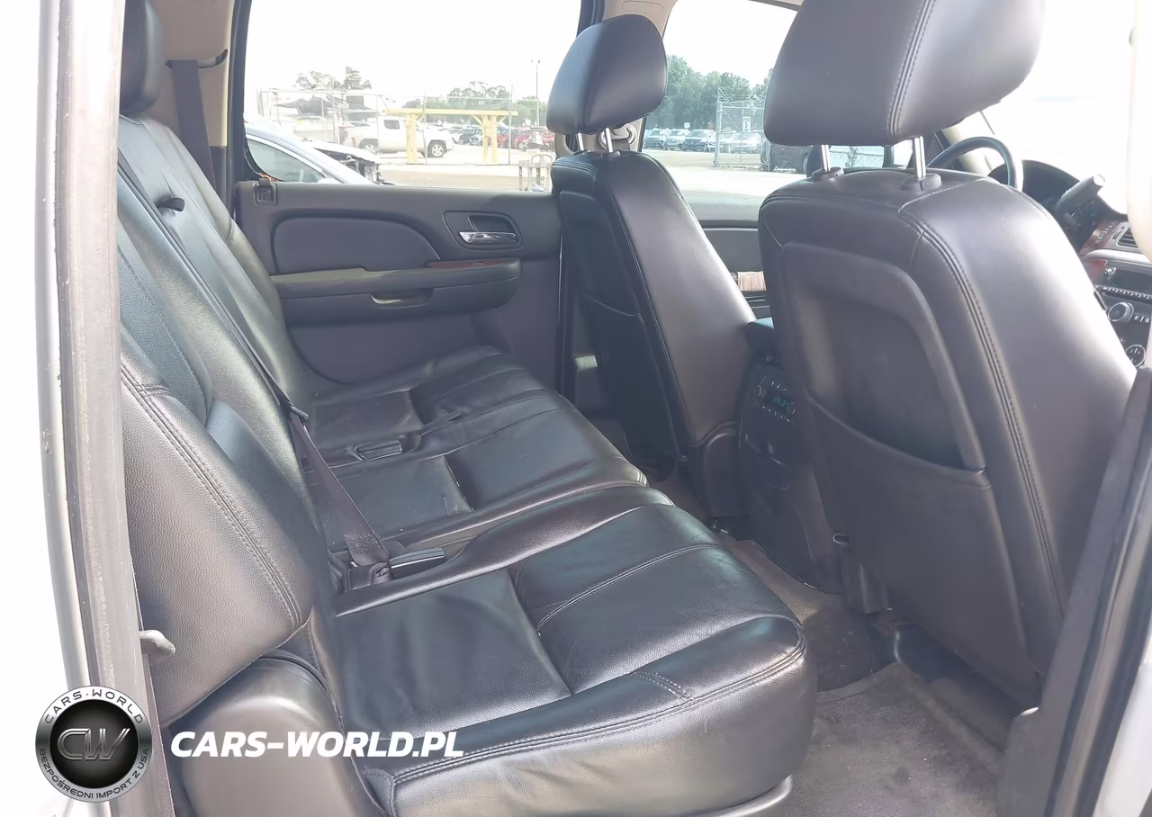 2012 Chevrolet Suburban Lt VIN:1GNSCJE02CR240382 - 8