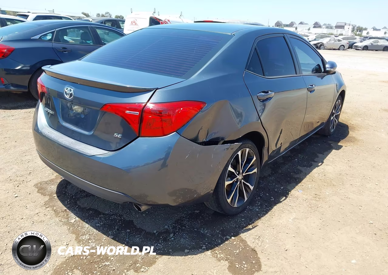 2018 Toyota Corolla Se VIN:5YFBURHEXJP849724 - 4