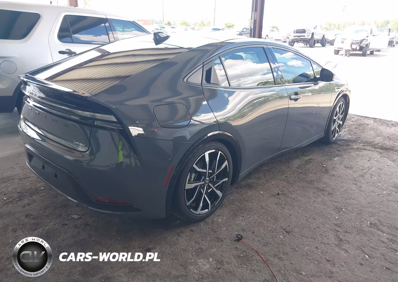 2026 Toyota Prius Plug-In Hybrid Xse Premium VIN:JTDACACU9T3061608 - 4