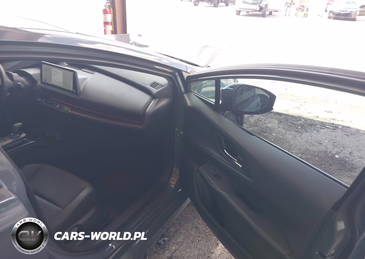 2026 Toyota Prius Plug-In Hybrid Xse Premium VIN:JTDACACU9T3061608 - 5