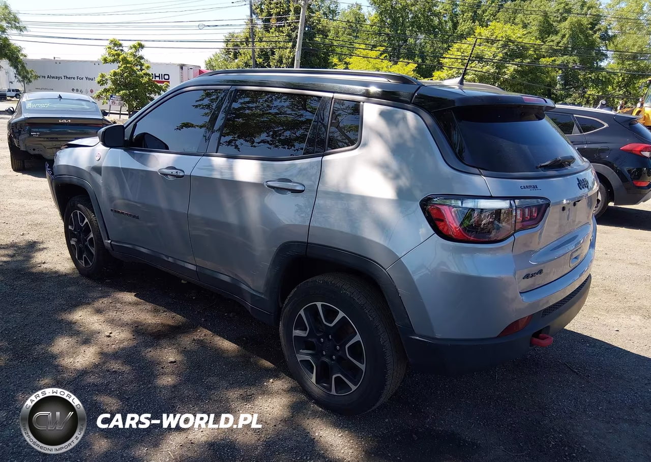 2020 Jeep Compass Trailhawk 4X4 VIN:3C4NJDDB3LT170740 - 3
