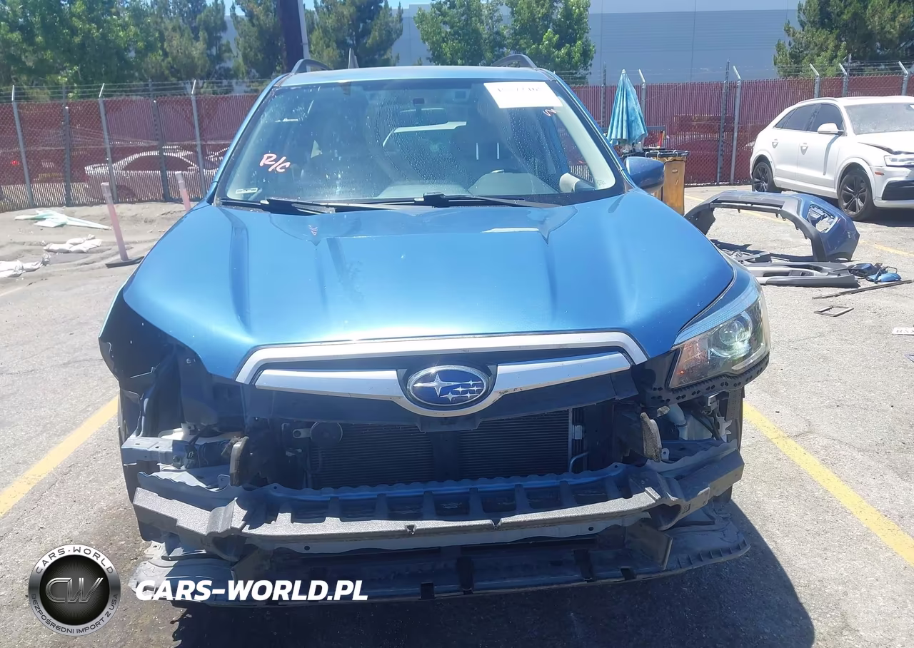 2020 Subaru Forester Premium VIN:JF2SKAJC4LH608550 - 13