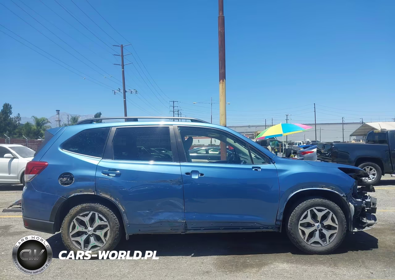 2020 Subaru Forester Premium VIN:JF2SKAJC4LH608550 - 14