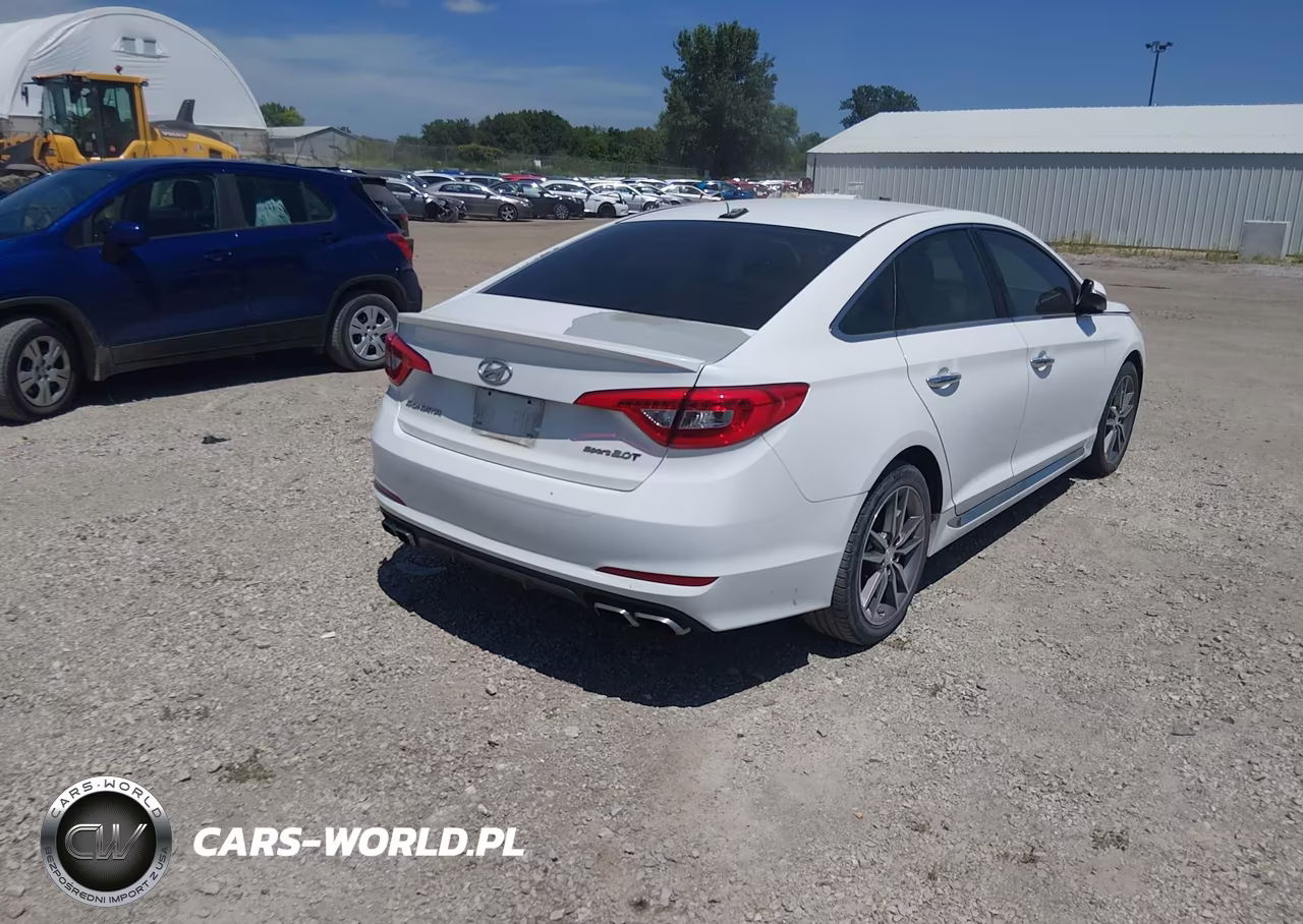 2015 Hyundai Sonata Sport 2.0T VIN:5NPE34AB7FH199337 - 4