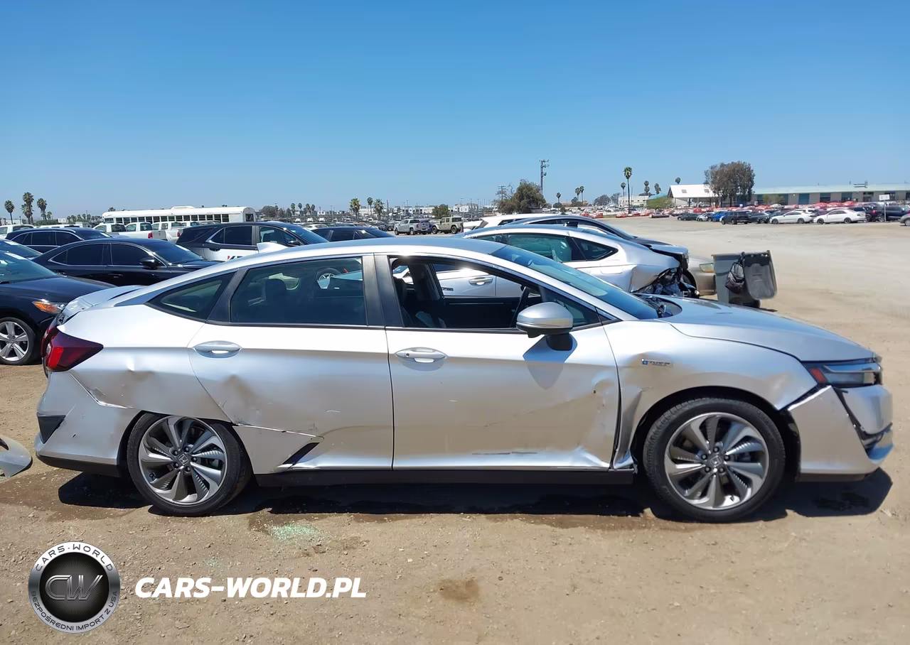 2019 Honda Clarity Plug-In Hybrid Touring VIN:JHMZC5F30KC001744 - 13