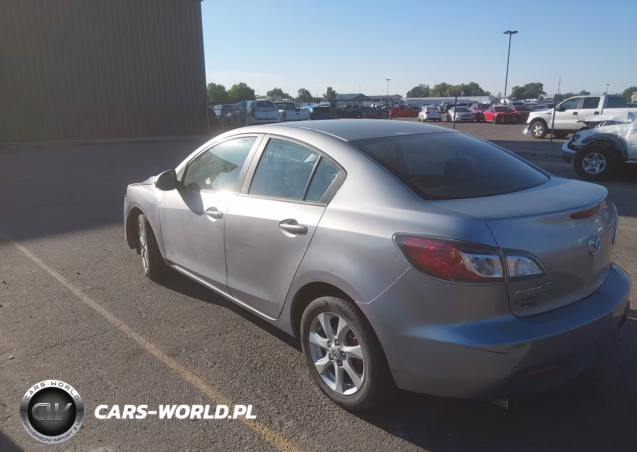 2011 Mazda Mazda3 I Touring VIN:JM1BL1VG0B1470305 - 3