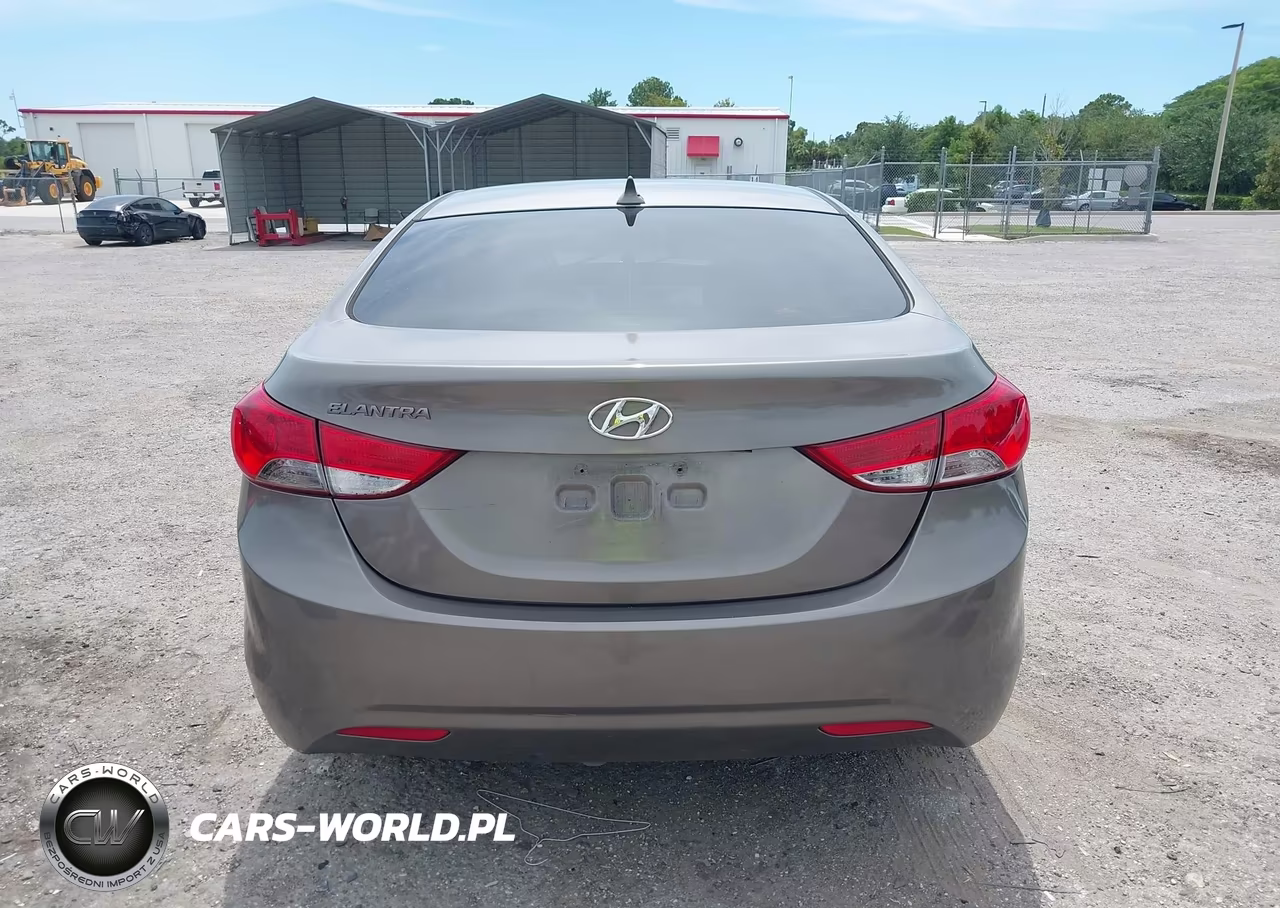 2012 Hyundai Elantra Gls VIN:5NPDH4AE1CH136088 - 15
