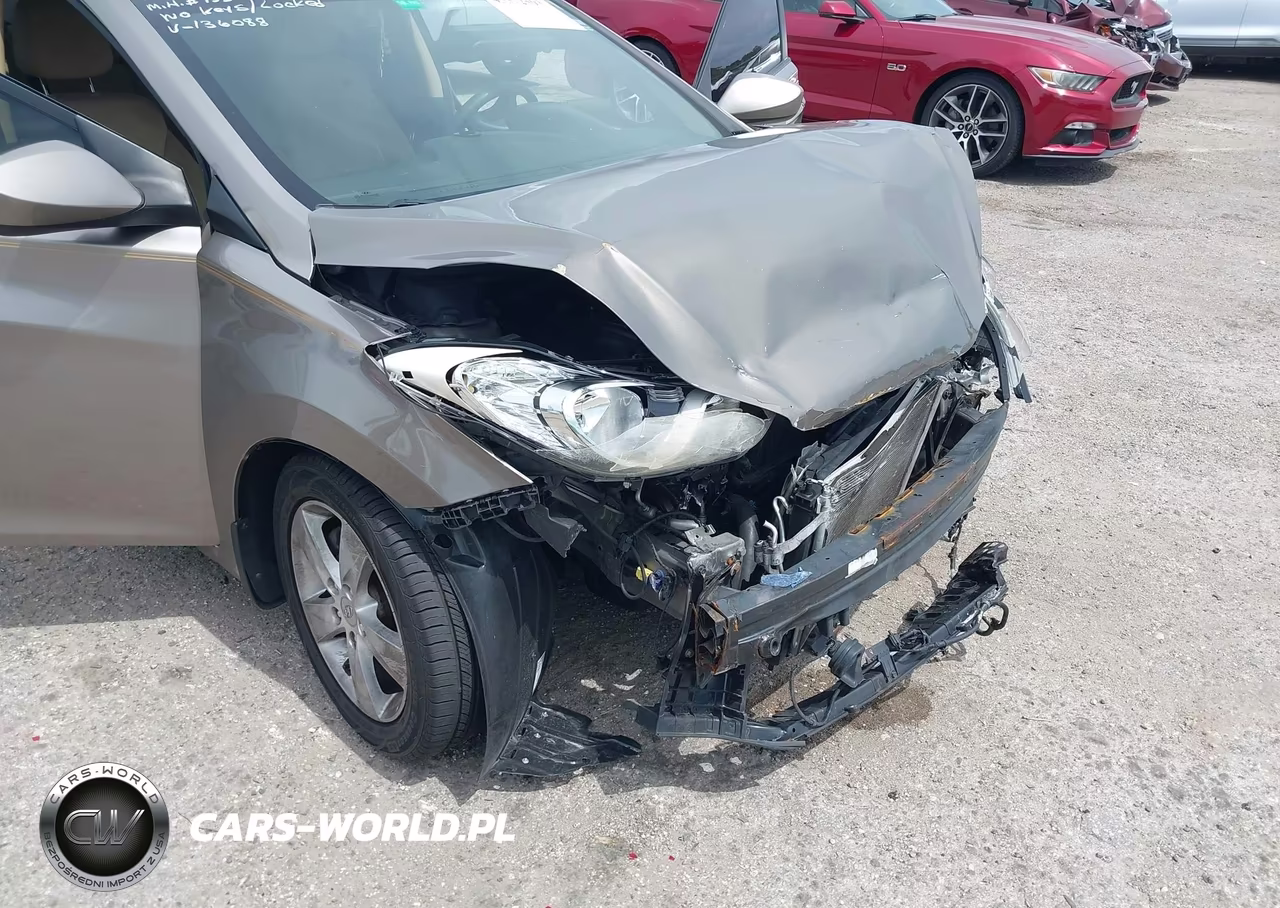 2012 Hyundai Elantra Gls VIN:5NPDH4AE1CH136088 - 6