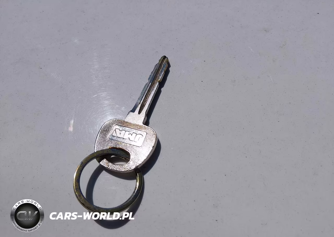 2007 Kia Rondo Lx V6 VIN:KNAFG526377104565 - 11