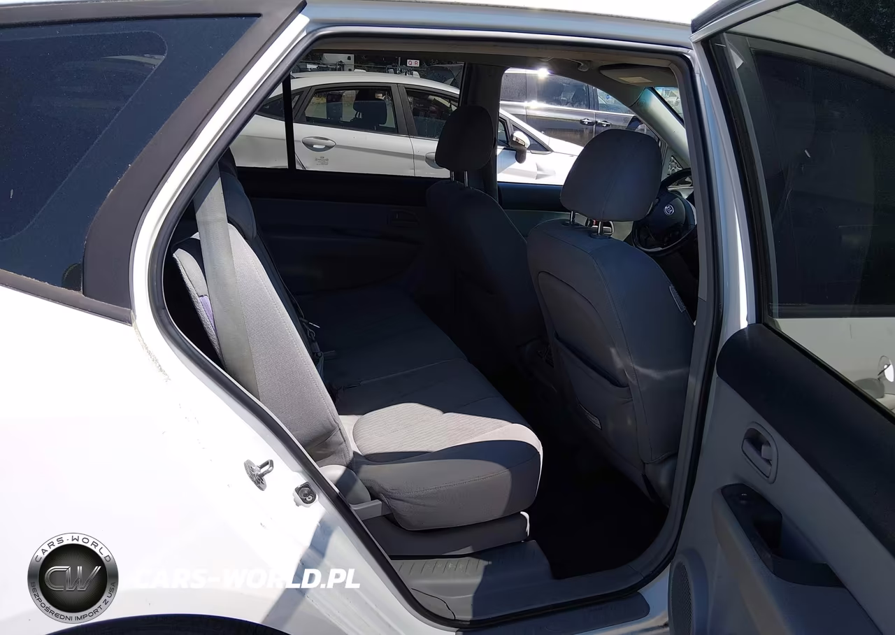 2007 Kia Rondo Lx V6 VIN:KNAFG526377104565 - 8