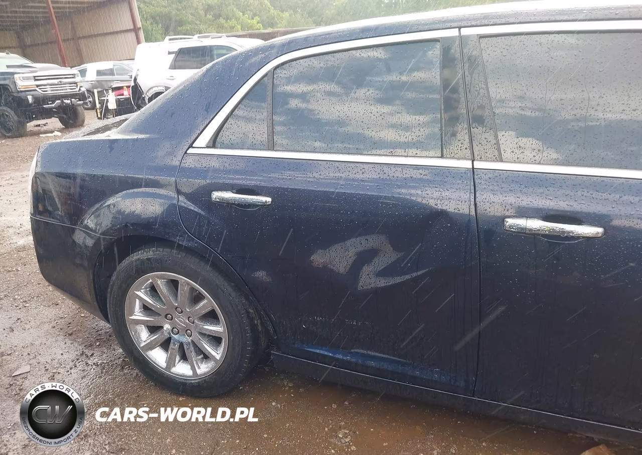 2012 Chrysler 300 Limited VIN:2C3CCACG8CH138666 - 6