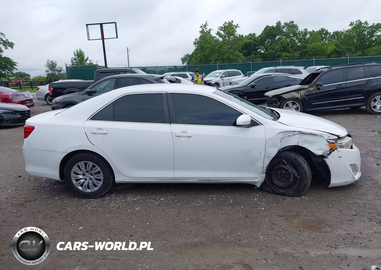 2012 Toyota Camry Le VIN:4T1BF1FKXCU577049 - 13