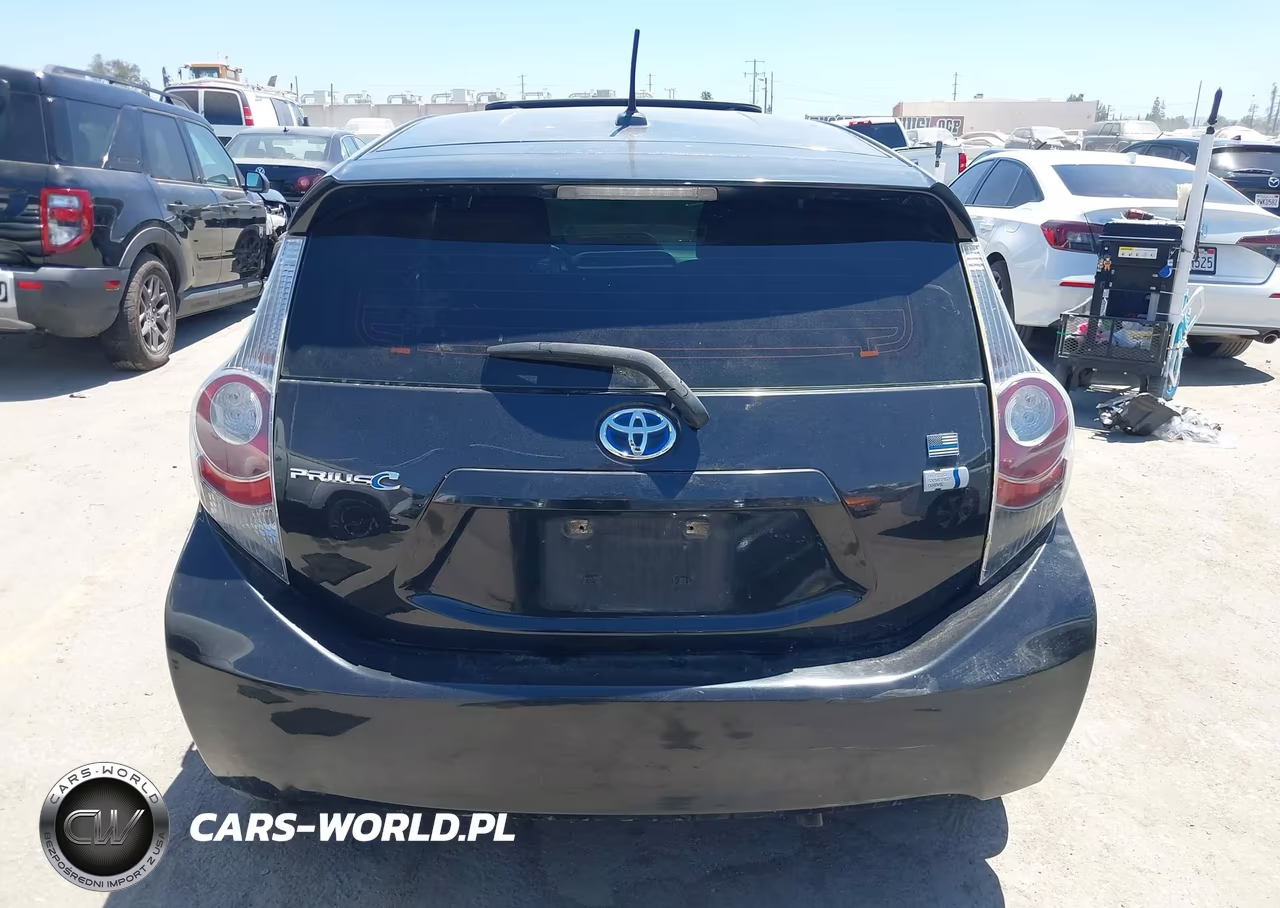 2012 Toyota Prius C Three VIN:JTDKDTB33C1016844 - 15