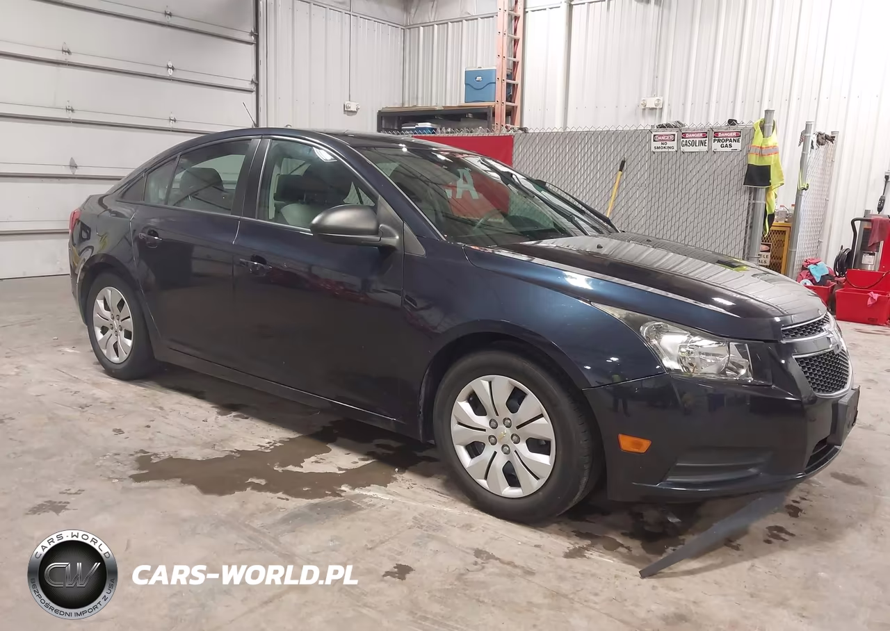 2014 Chevrolet Cruze Ls Auto – zdjęcie 1 z 13
