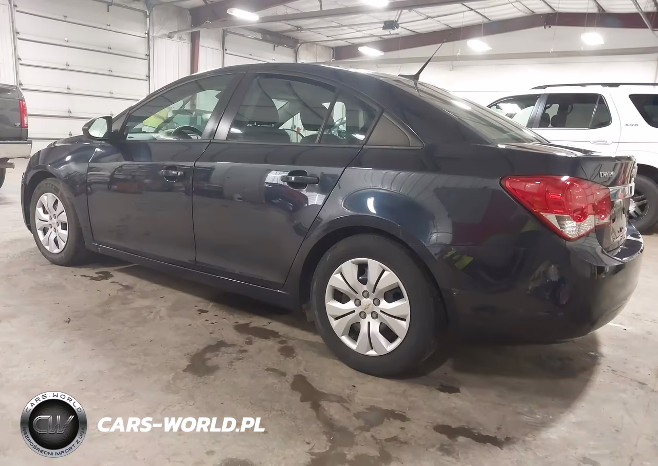 2014 Chevrolet Cruze Ls Auto VIN:1G1PA5SHXE7484990 - 3