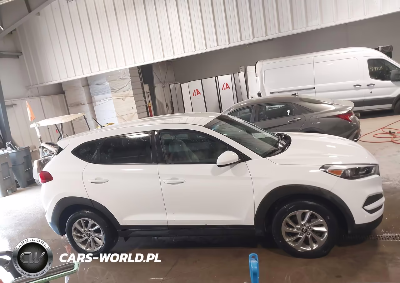 2018 Hyundai Tucson Se VIN:KM8J2CA43JU700361 - 15