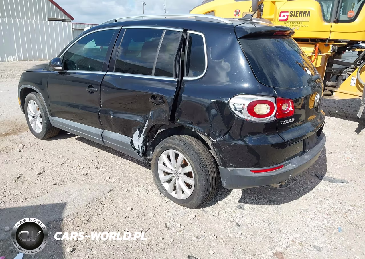 2011 Volkswagen Tiguan Se VIN:WVGAV7AX8BW558071 - 3