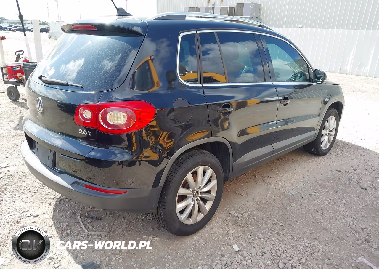 2011 Volkswagen Tiguan Se VIN:WVGAV7AX8BW558071 - 4