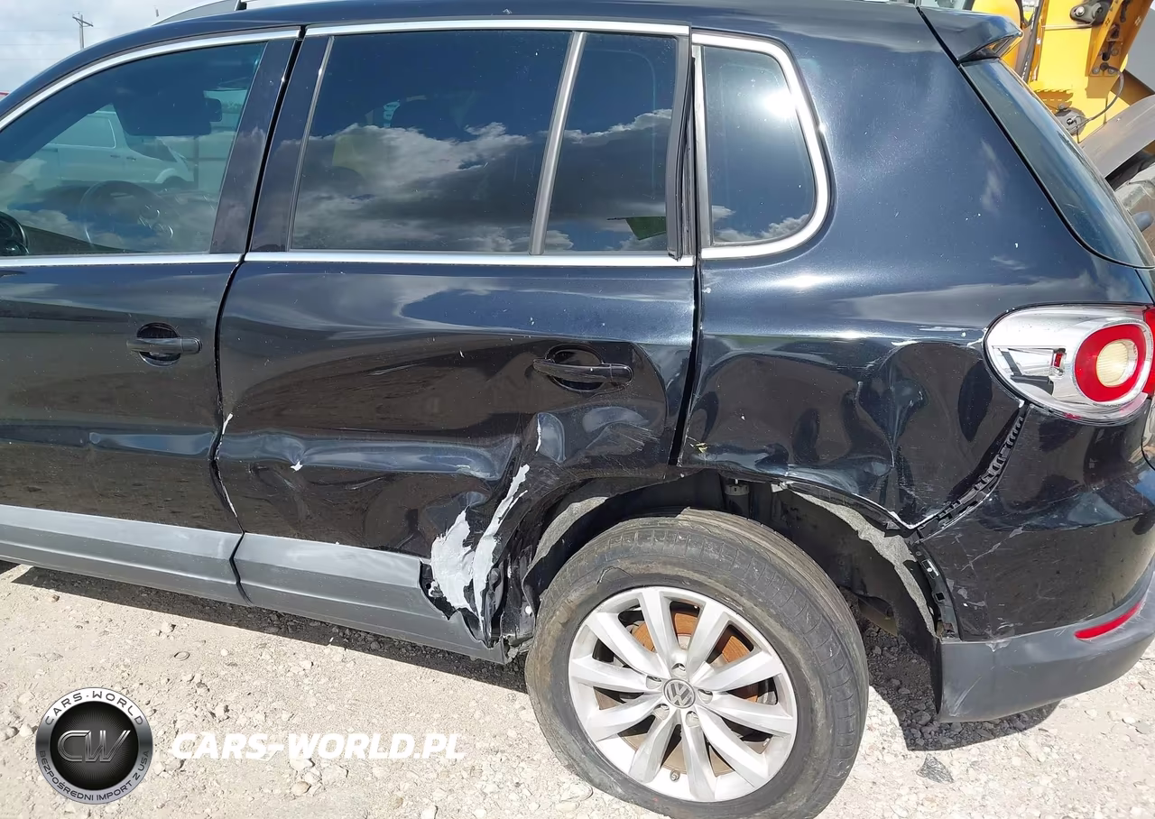 2011 Volkswagen Tiguan Se VIN:WVGAV7AX8BW558071 - 6