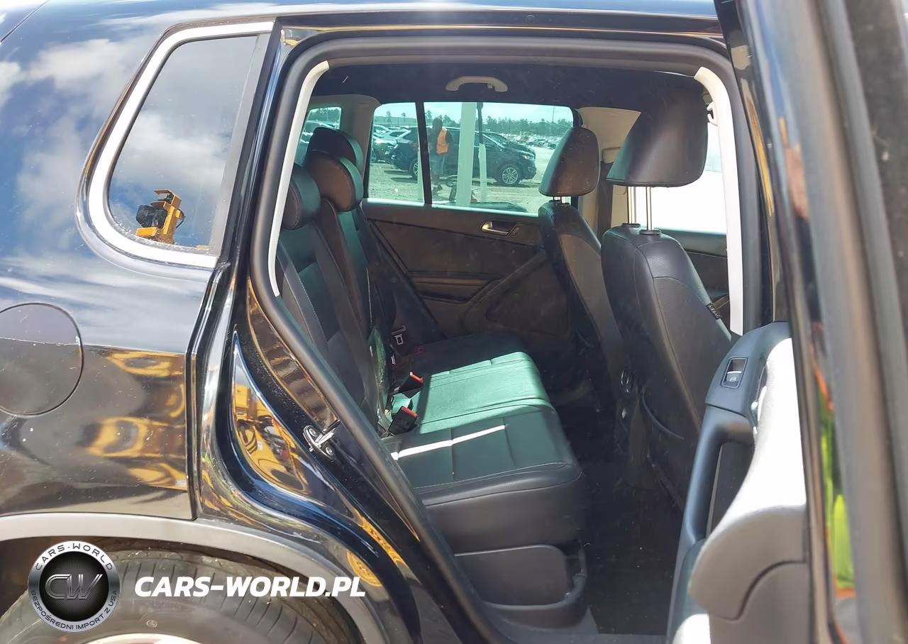 2011 Volkswagen Tiguan Se VIN:WVGAV7AX8BW558071 - 8