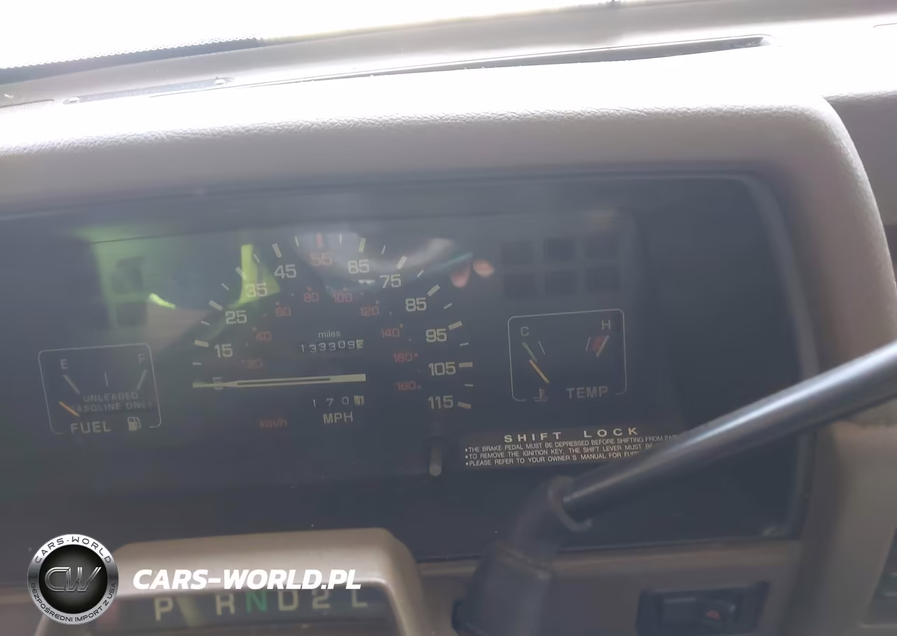 1994 Mitsubishi Mighty Max Macro VIN:JA7LS23GXRP003257 - 7