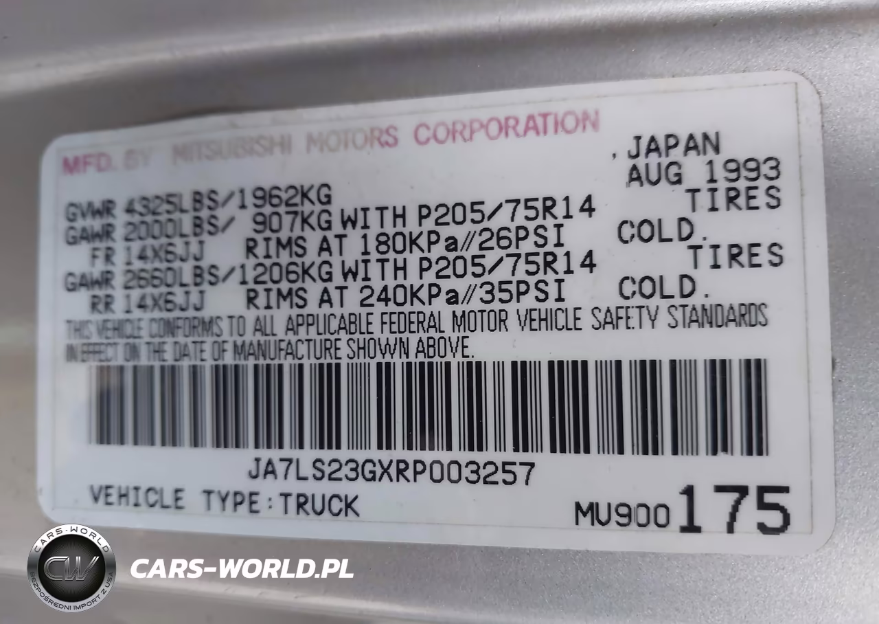 1994 Mitsubishi Mighty Max Macro VIN:JA7LS23GXRP003257 - 9