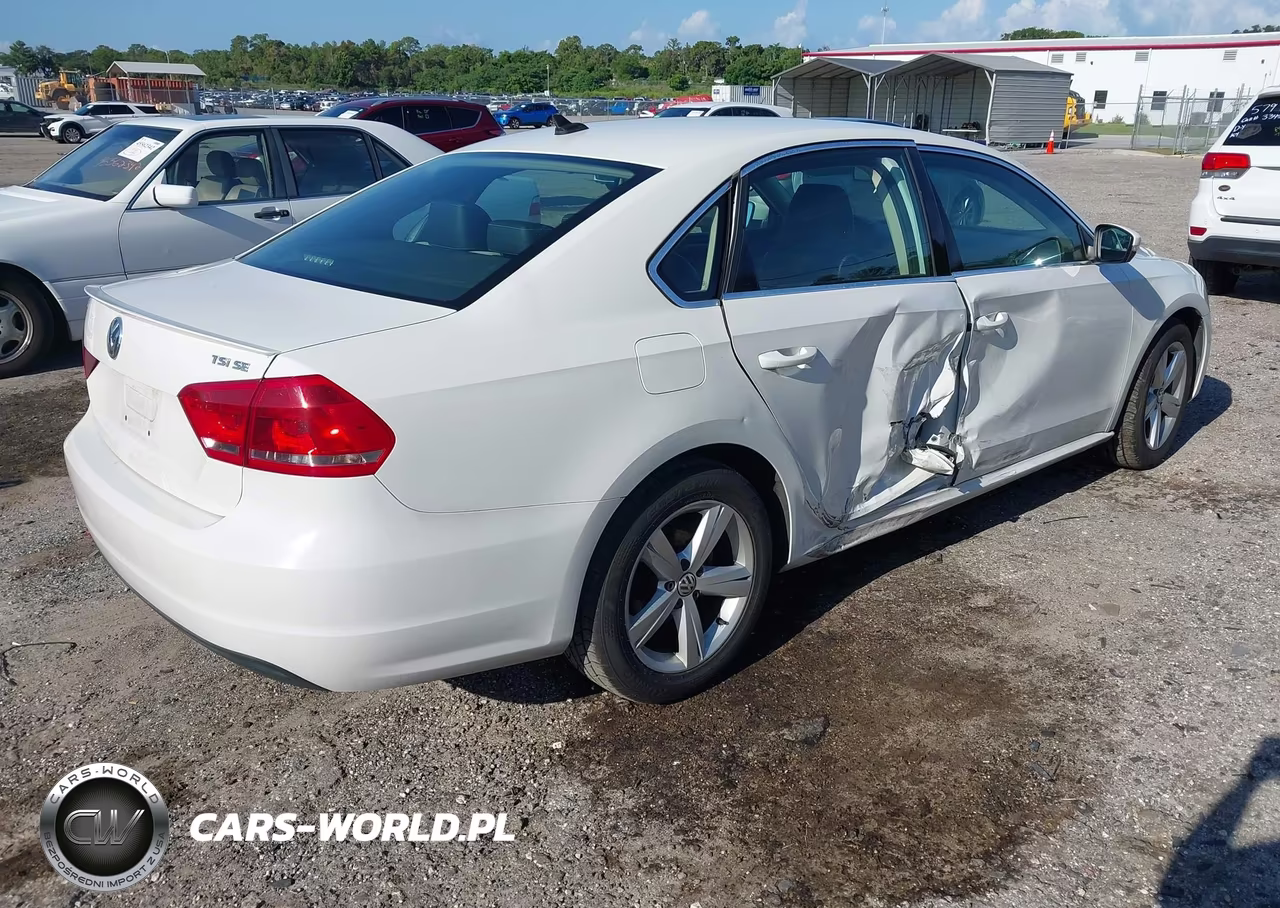 2014 Volkswagen Passat 1.8T Se VIN:1VWBT7A3XEC121204 - 4