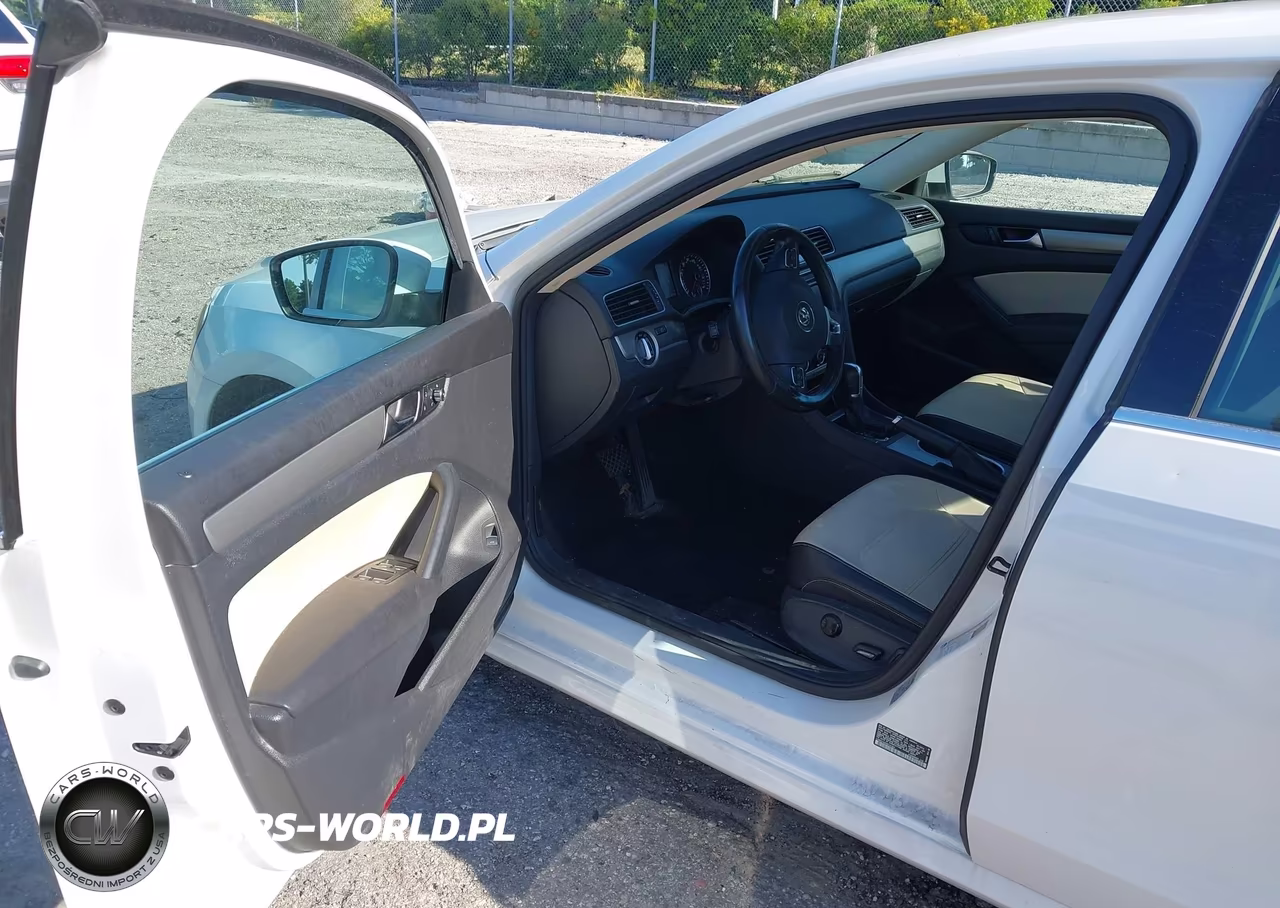2014 Volkswagen Passat 1.8T Se VIN:1VWBT7A3XEC121204 - 5